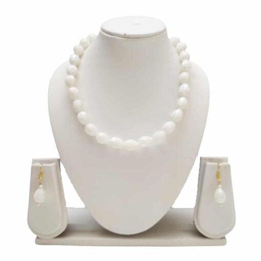Drop-shaped-pearl-with-tiny-pearl-texture-NIP006