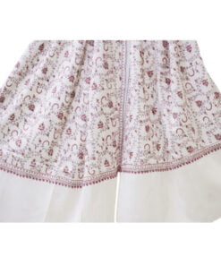 White-colour-stole-01